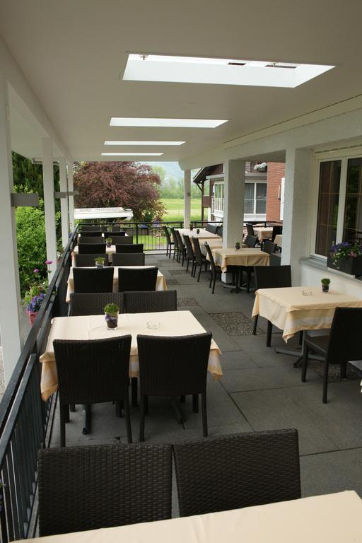 Hotel Bahnhof Giswil Exterior photo